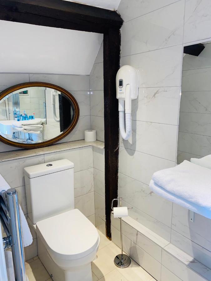 Victoria Spa Lodge สแตรทฟอร์ด อะพอน เอวอน ภายนอก รูปภาพ
