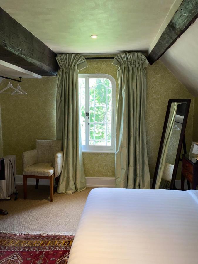 Victoria Spa Lodge สแตรทฟอร์ด อะพอน เอวอน ภายนอก รูปภาพ